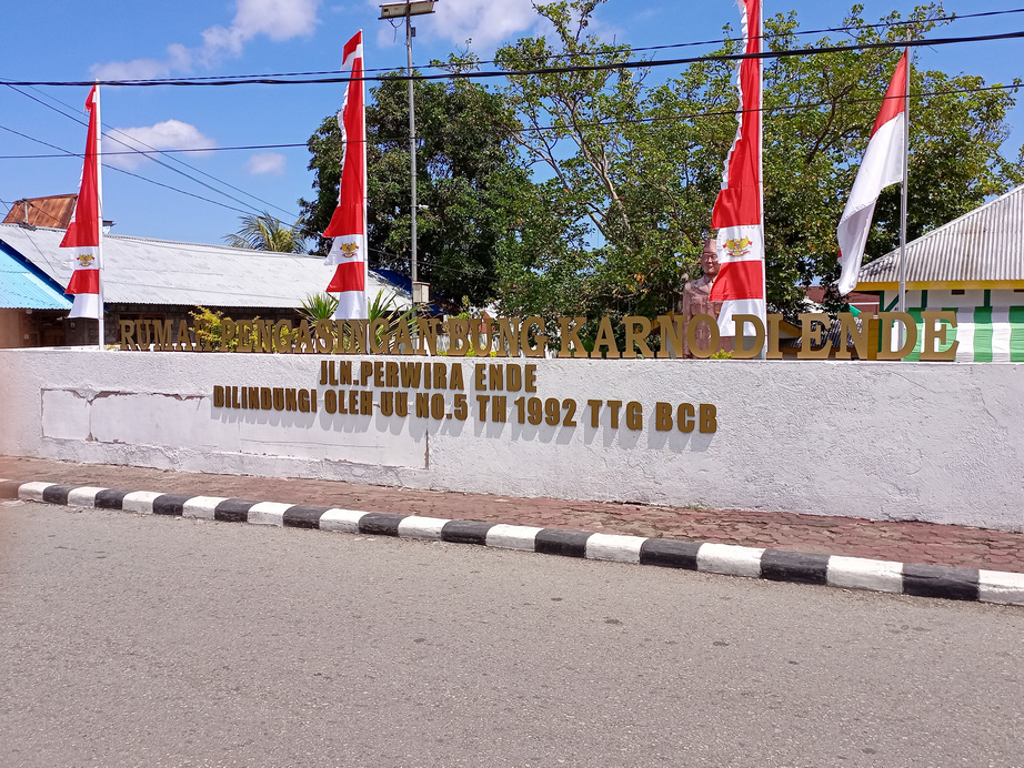 Rumah pengasingan bung Karno di Ende