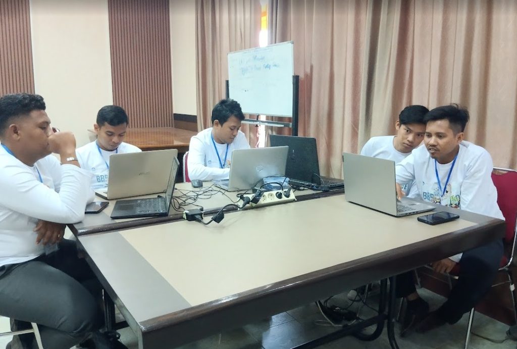 peserta pelatihan Koding dan kecerdasan artifisial