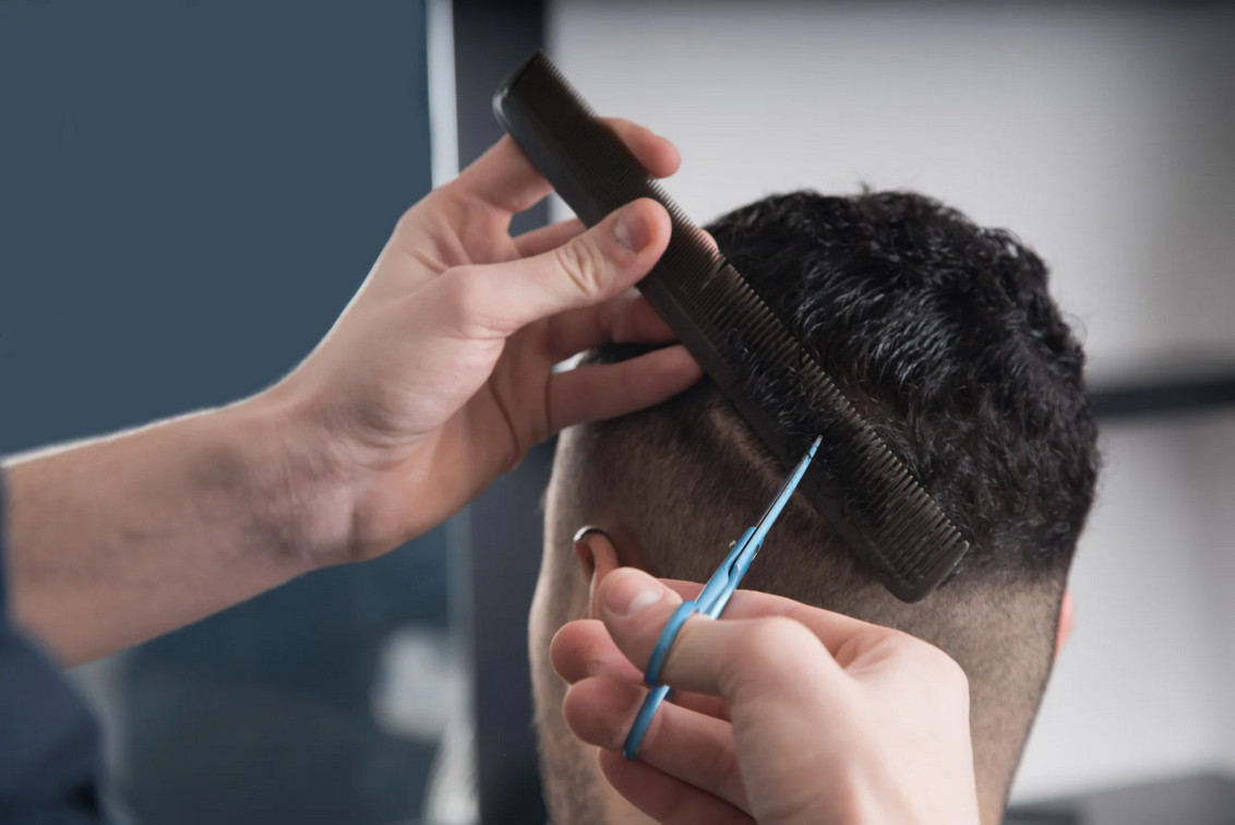 model potongan rambut pria